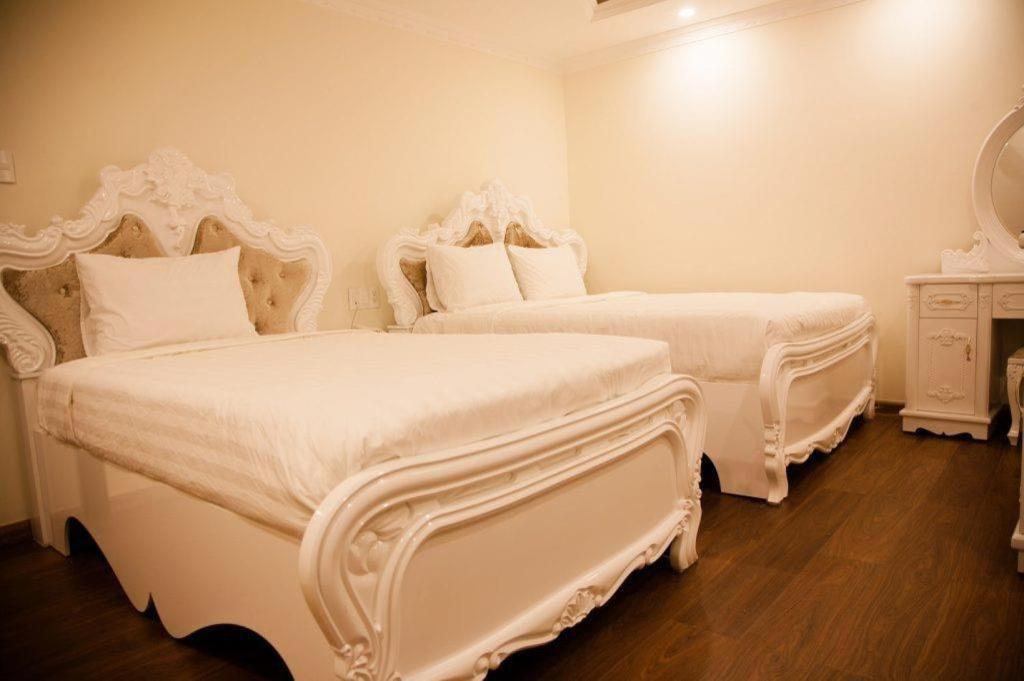 Hoa Sen Vang Hotel Dalat Buitenkant foto