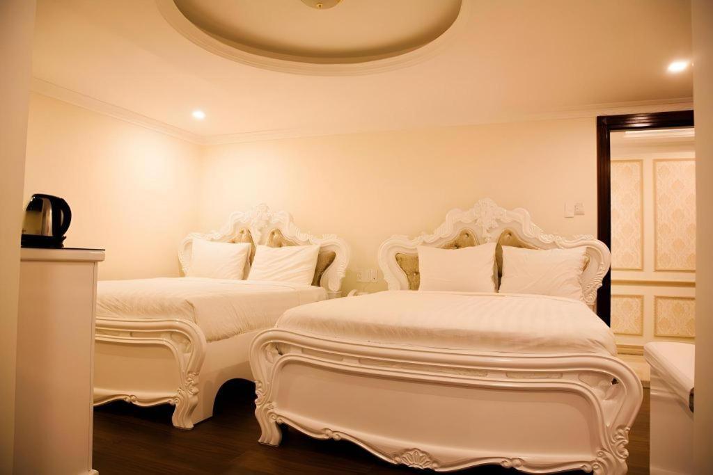 Hoa Sen Vang Hotel Dalat Buitenkant foto