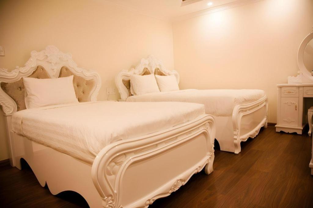 Hoa Sen Vang Hotel Dalat Buitenkant foto