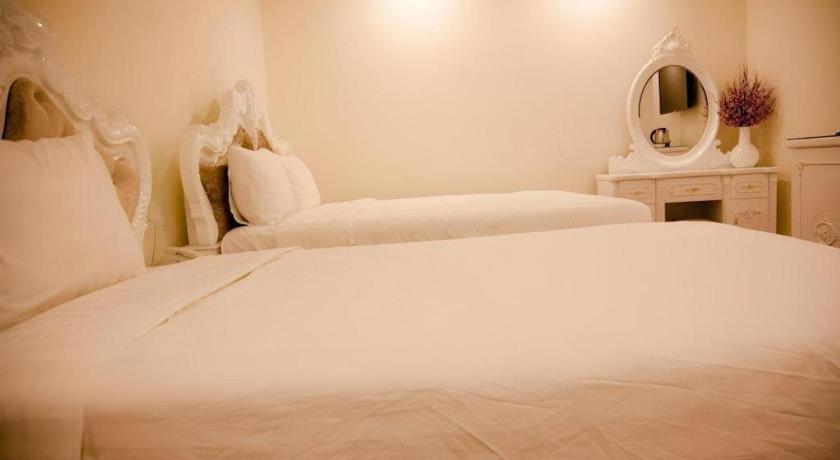 Hoa Sen Vang Hotel Dalat Buitenkant foto